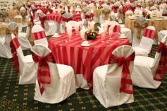 red-wedding-tables-decorations